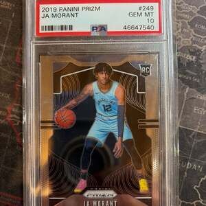 2019-20 Panini Prizm Ja Morant Rookie RC #249 PSA 9 Mint